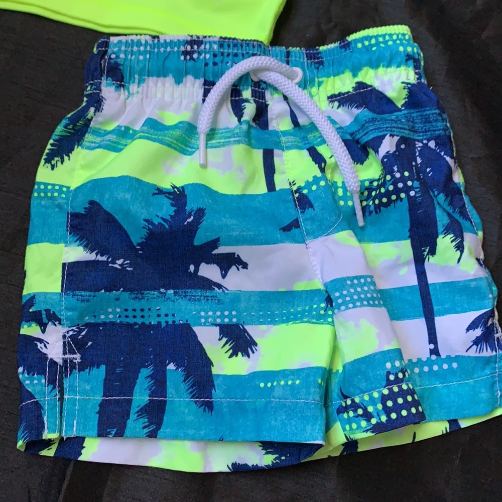 Bathing suit - Picture 2 of 5